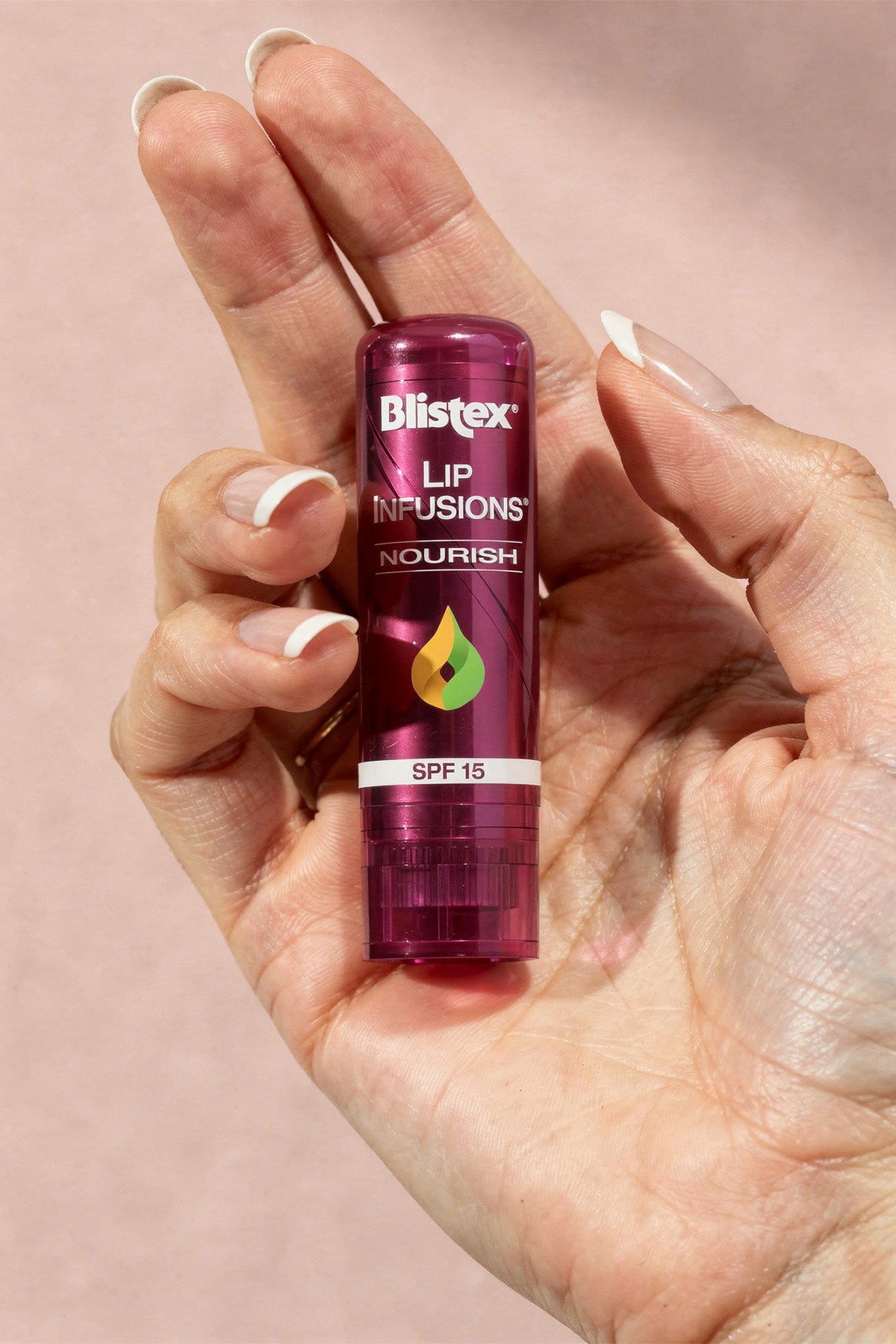 Blistex Pürüzsüz Dudaklar için Besleyici Dudak Bakımı Lip Infusions Nourish SPF15 3,7G
