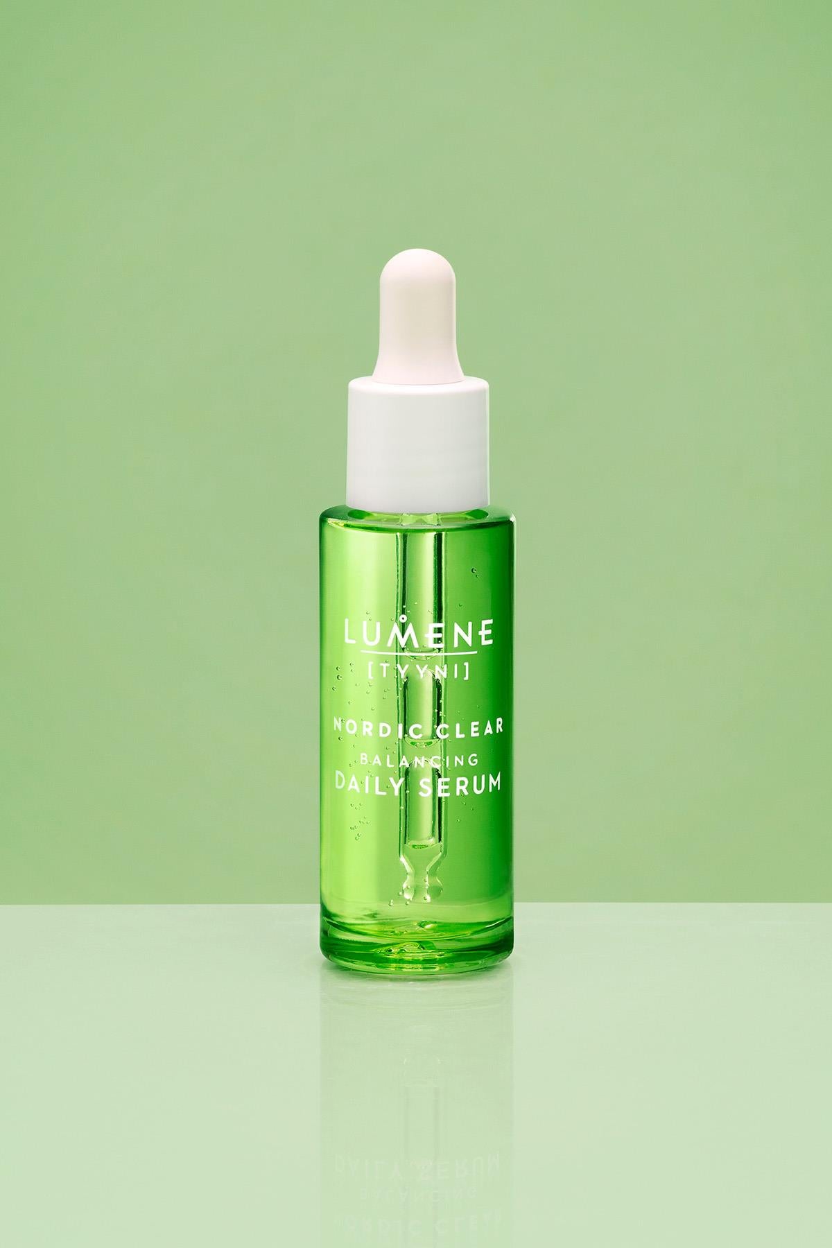 Nordic Clear Yağlı ve Akneye Eğilimli Ciltler İçin Dengeleyici Serum 30 ml
