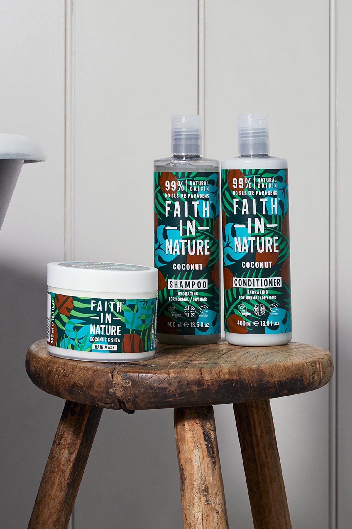 %99 Doğal Nemlendirici Şampuan Hindistan Cevizi Normal&Kuruya Dönük Saçlar İçin